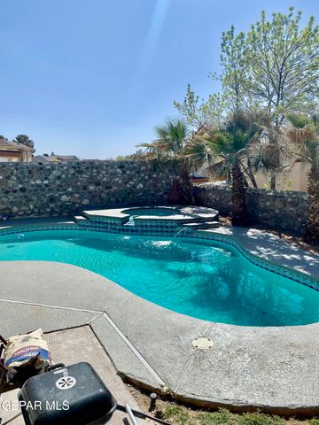 7409 LUZ DE LUMBRE Avenue, El Paso, TX 79912