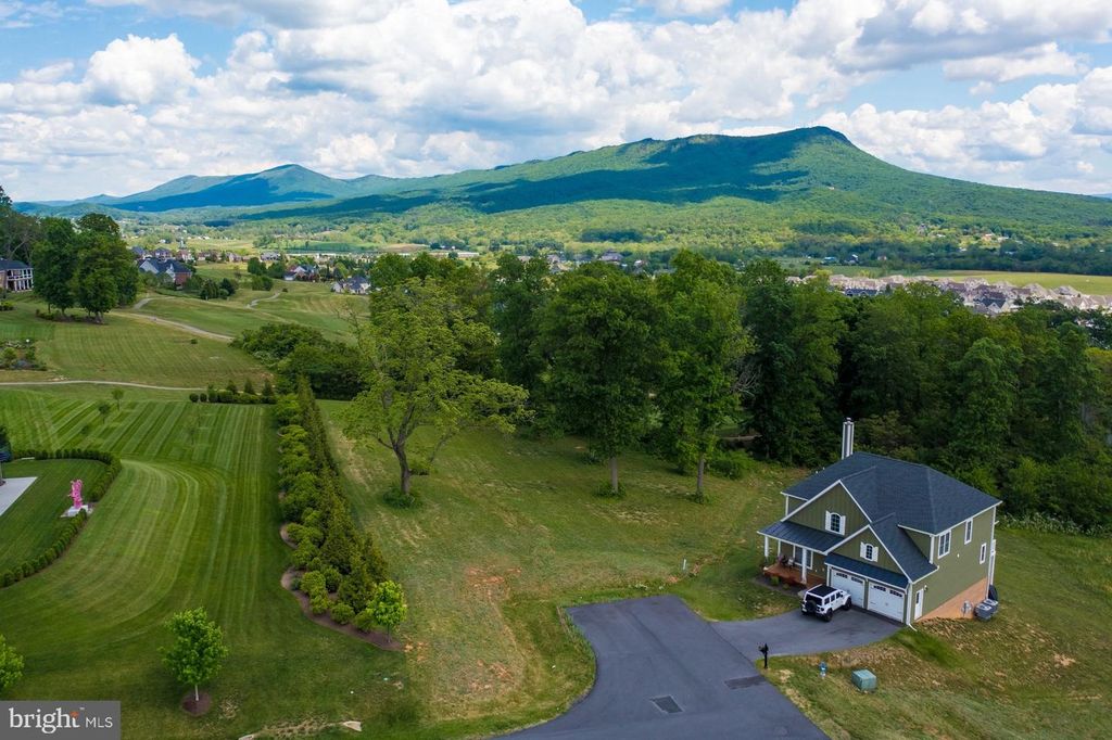 120 KESWICK CT, Rockingham, VA 22801