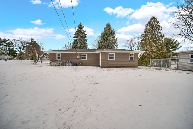 2215 Putnam Street, Lake Station, IN 46405