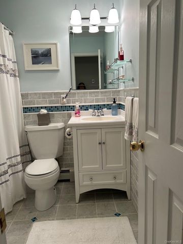 25 Cocoa Lane, Newburgh, NY 12550