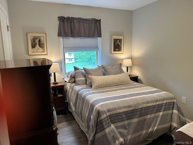 25 Cocoa Lane, Newburgh, NY 12550