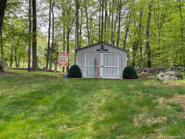25 Cocoa Lane, Newburgh, NY 12550