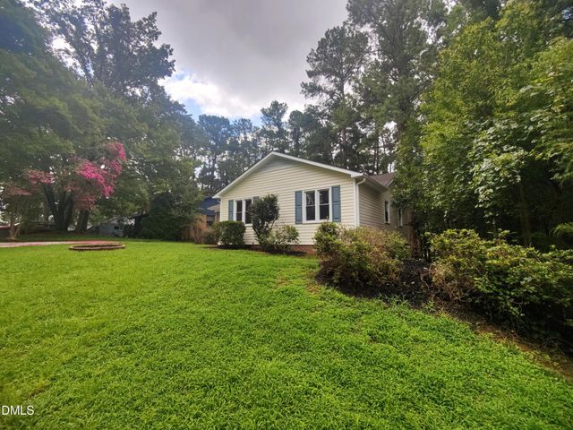 813 Plentywood Court, Raleigh, NC 27615