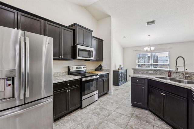 13076 NUSSER AVE, Weeki Wachee, FL 34614