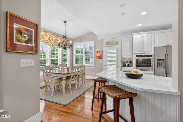 801 Preston Village Way, Cary, NC 27519