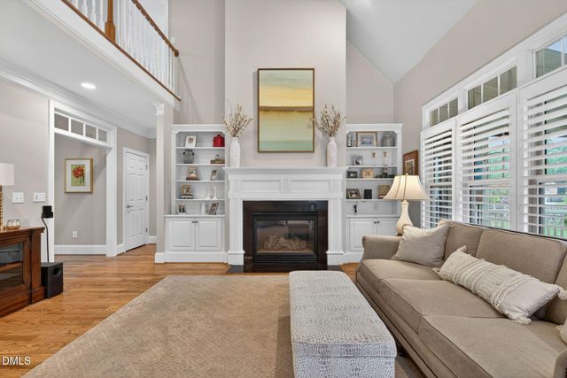 801 Preston Village Way, Cary, NC 27519