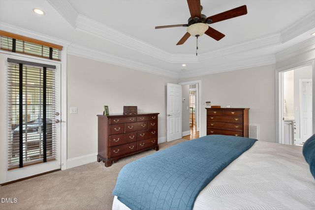 801 Preston Village Way, Cary, NC 27519