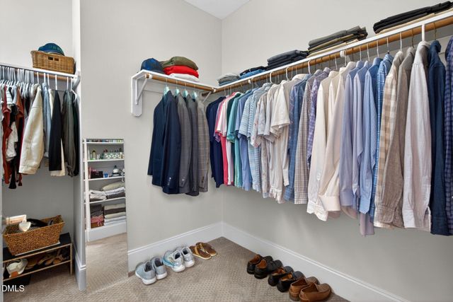 801 Preston Village Way, Cary, NC 27519