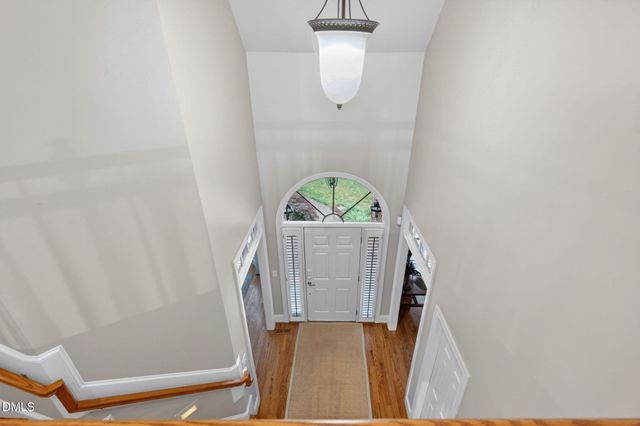 801 Preston Village Way, Cary, NC 27519