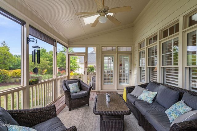 801 Preston Village Way, Cary, NC 27519