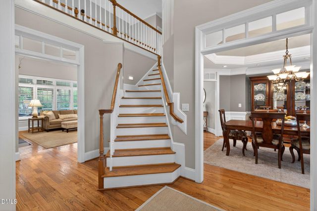 801 Preston Village Way, Cary, NC 27519