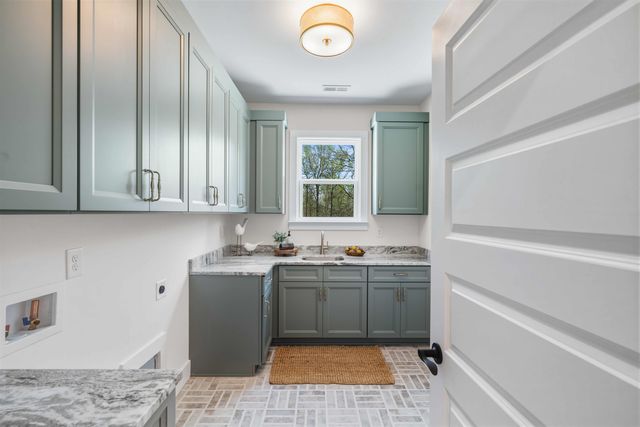 118 Mt. Vernon circle, Greer, SC 29651