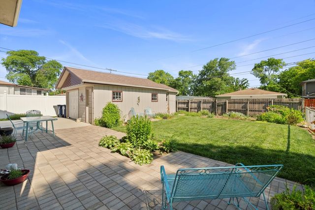 7306 W 115th Street, Worth, IL 60482