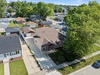 7306 W 115th Street, Worth, IL 60482