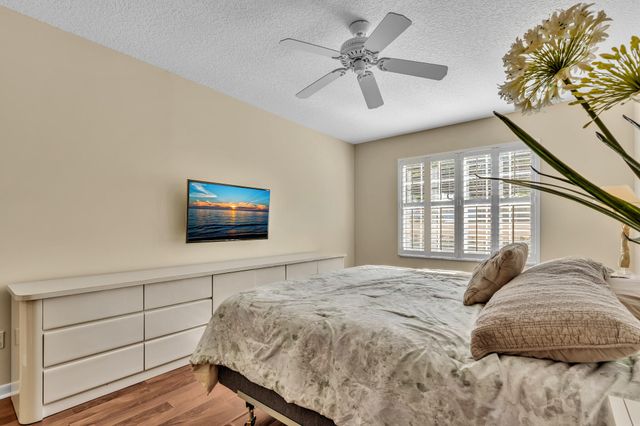 17050 EMILE Street 3, Boca Raton, FL 33487
