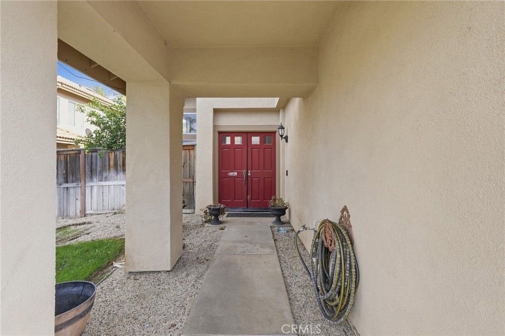 30371 Falcon Point Ct, Murrieta, CA 92563 — photo 5