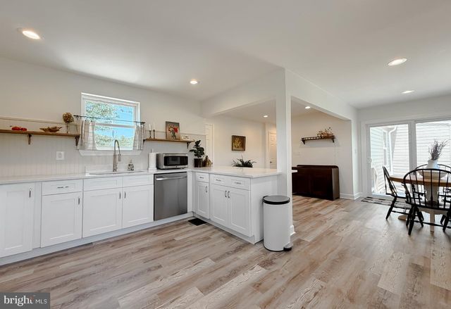 4985 SOLOMONS ISLAND RD, Huntingtown, MD 20639