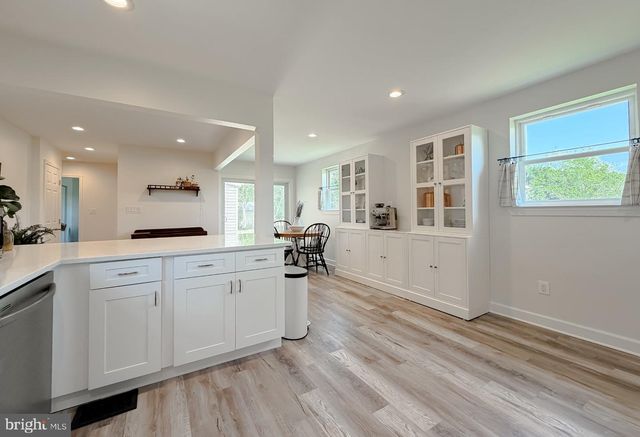 4985 SOLOMONS ISLAND RD, Huntingtown, MD 20639