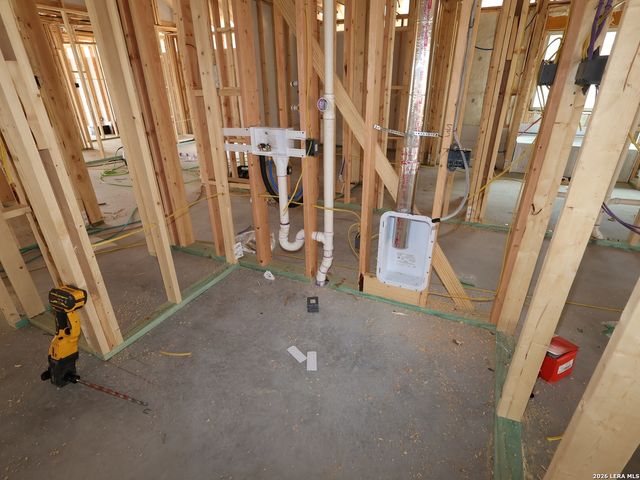 1108 Limestone Ridge, Seguin, TX 78155