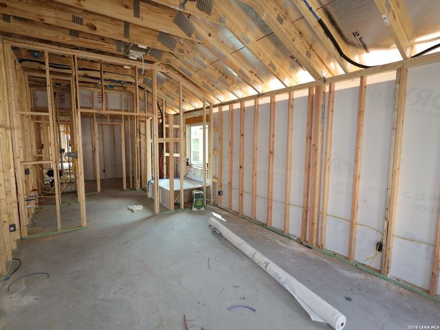 1108 Limestone Ridge, Seguin, TX 78155