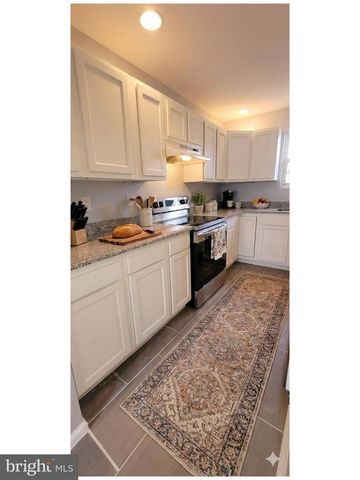5501 JAY ST NE, Washington, DC 20019