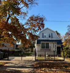 4130 N Mobile Avenue, Chicago, IL 60634
