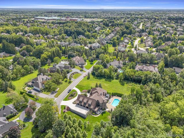 18197 Shelley Pond Court, Northville, MI 48168