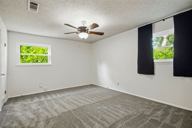 1315 Navaho Street, Arlington, TX 76012