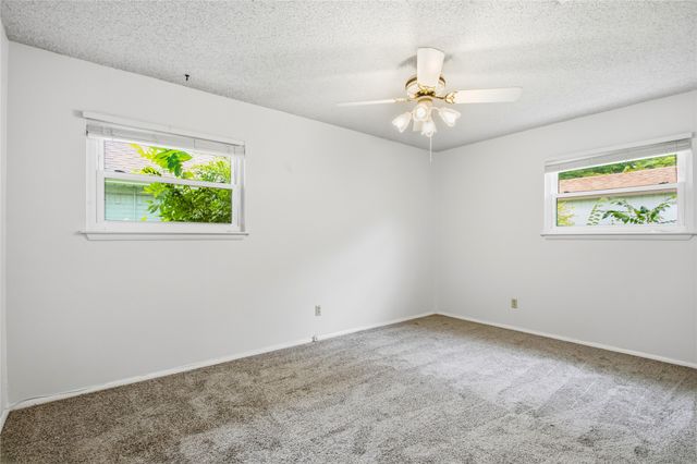 1315 Navaho Street, Arlington, TX 76012