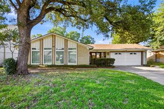 1315 Navaho Street, Arlington, TX 76012