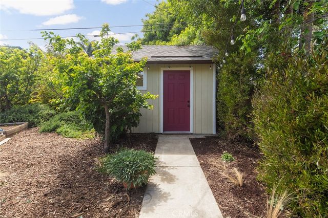 2206 S Shelton, Santa Ana, CA 92707