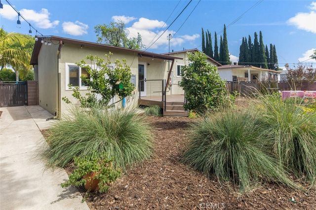 2206 S Shelton, Santa Ana, CA 92707