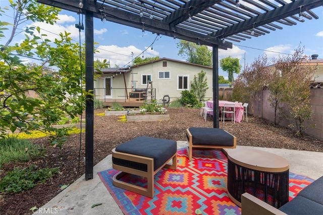 2206 S Shelton, Santa Ana, CA 92707