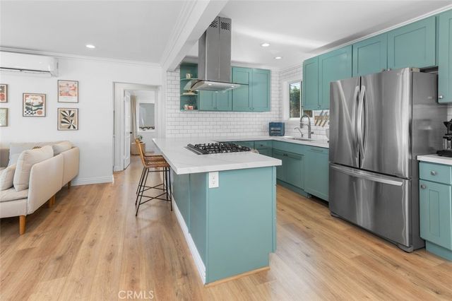 2206 S Shelton, Santa Ana, CA 92707