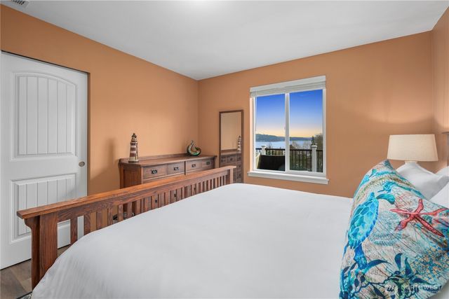 161 N Harvey Terrace Drive, Shelton, WA 98584