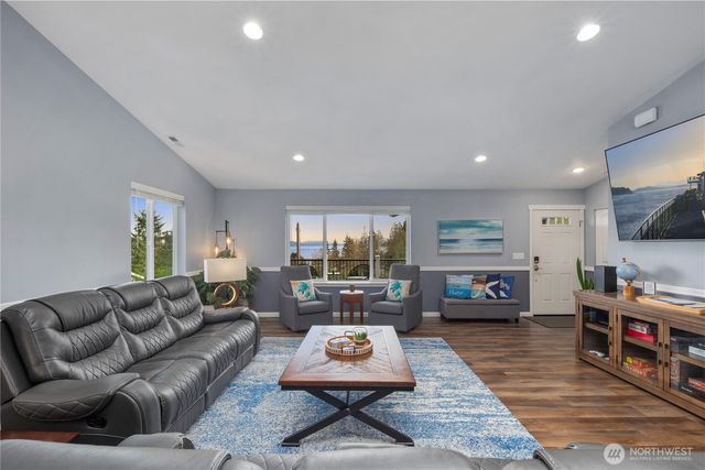 161 N Harvey Terrace Drive, Shelton, WA 98584