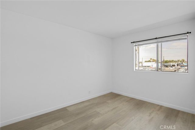 8435 Columbus Avenue 17, North Hills, CA 91343