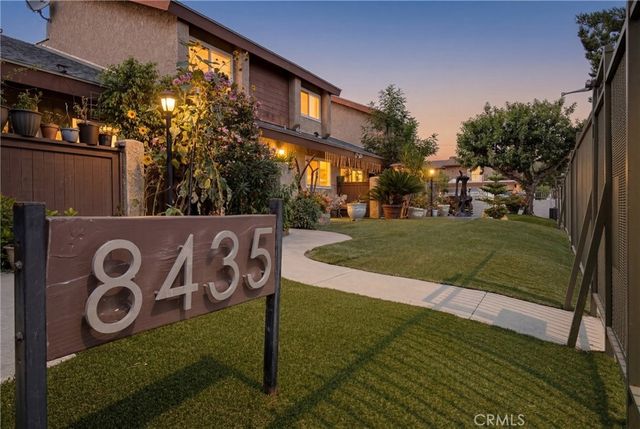 8435 Columbus Avenue 17, North Hills, CA 91343