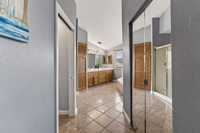 1992 Bayberry Ct, Tracy, CA 95376