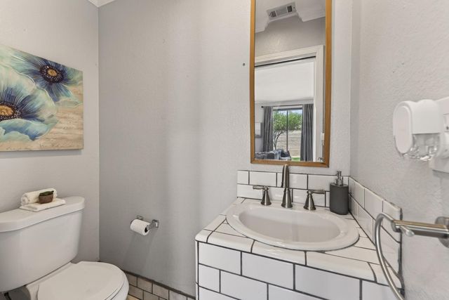 1992 Bayberry Ct, Tracy, CA 95376