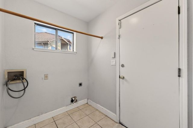 1992 Bayberry Ct, Tracy, CA 95376