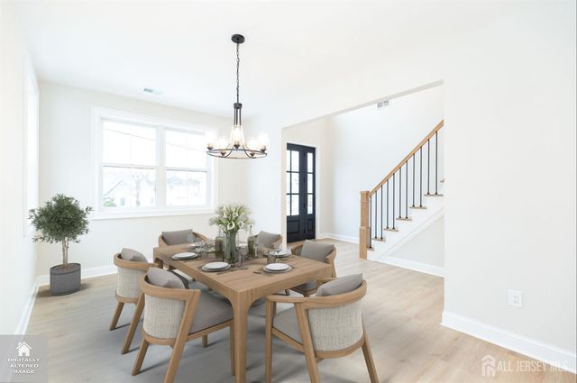 7 Altamont Road, Edison, NJ 08817