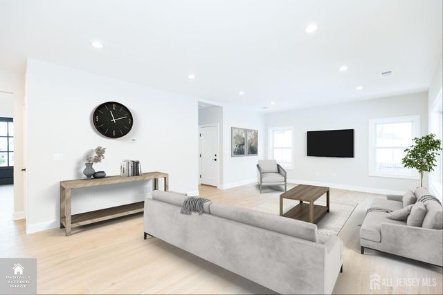7 Altamont Road, Edison, NJ 08817