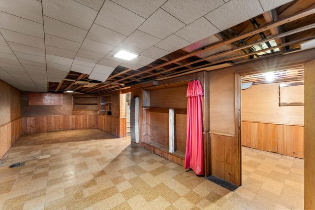 2824 Quebec Avenue S, Saint Louis Park, MN 55426