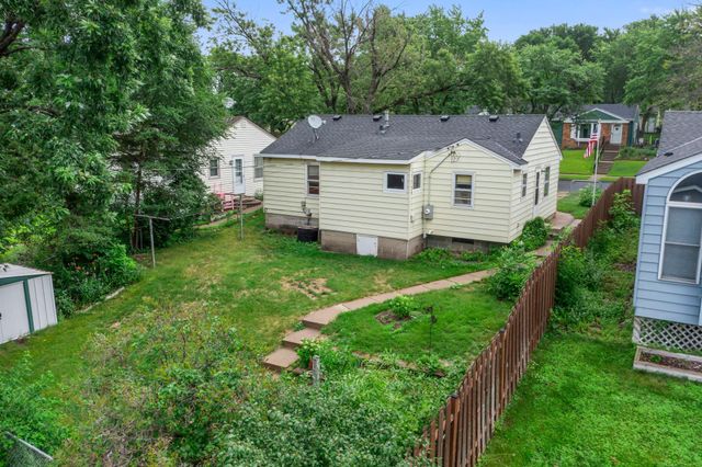 2824 Quebec Avenue S, Saint Louis Park, MN 55426