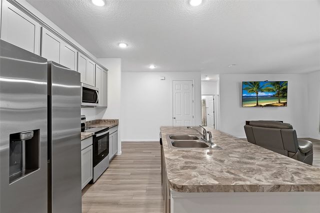 633 Belfast Terrace, Sebastian, FL 32958