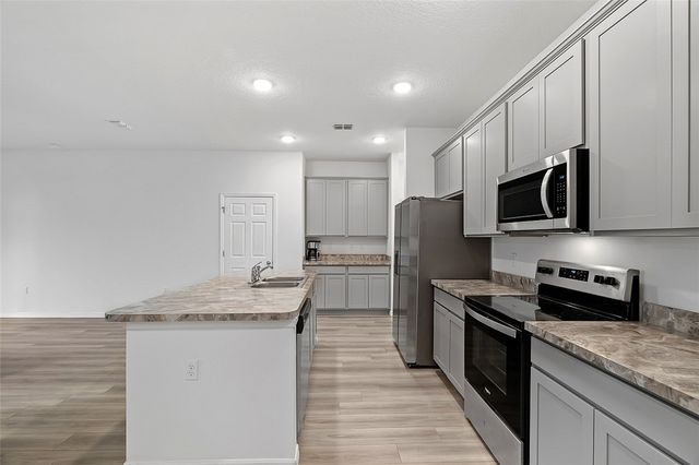 633 Belfast Terrace, Sebastian, FL 32958