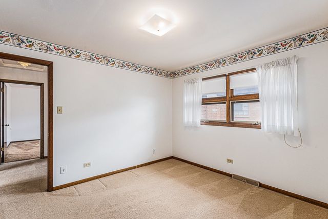 627 Paxton Avenue, Calumet City, IL 60409