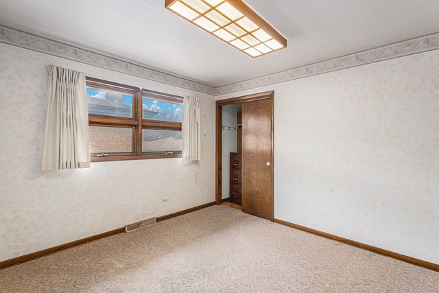 627 Paxton Avenue, Calumet City, IL 60409