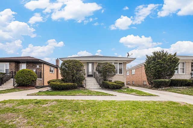 627 Paxton Avenue, Calumet City, IL 60409